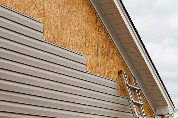 24/7 Emergency Storm Damage Siding Repair experts in Glyndon, MN